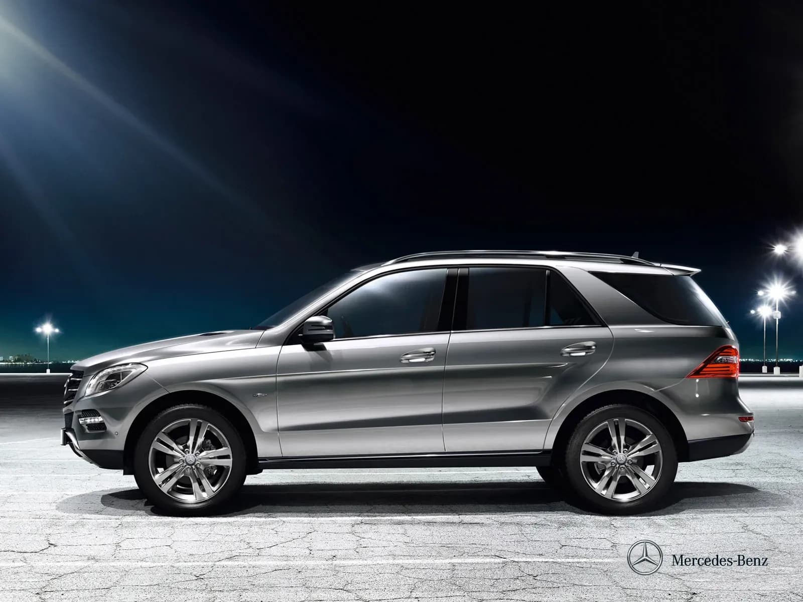MERCEDES-BENZ-M-Klasse