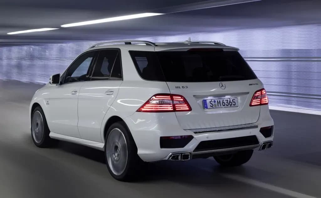 MERCEDES-BENZ-M-Klasse-AMG