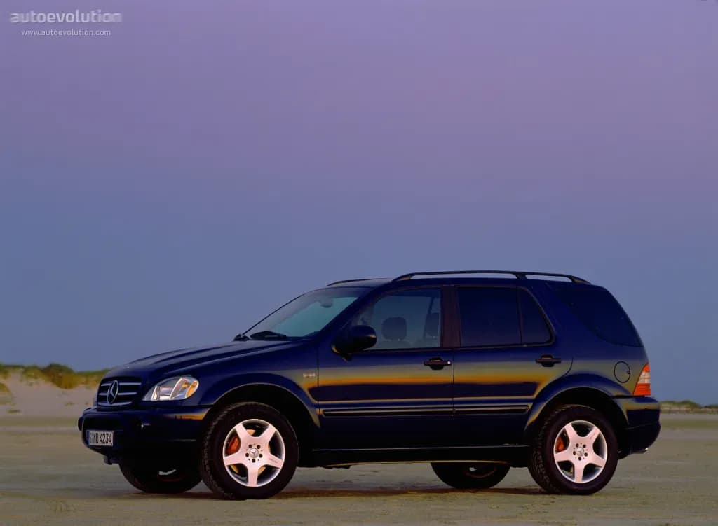 MERCEDES-BENZ-M-Klasse-AMG