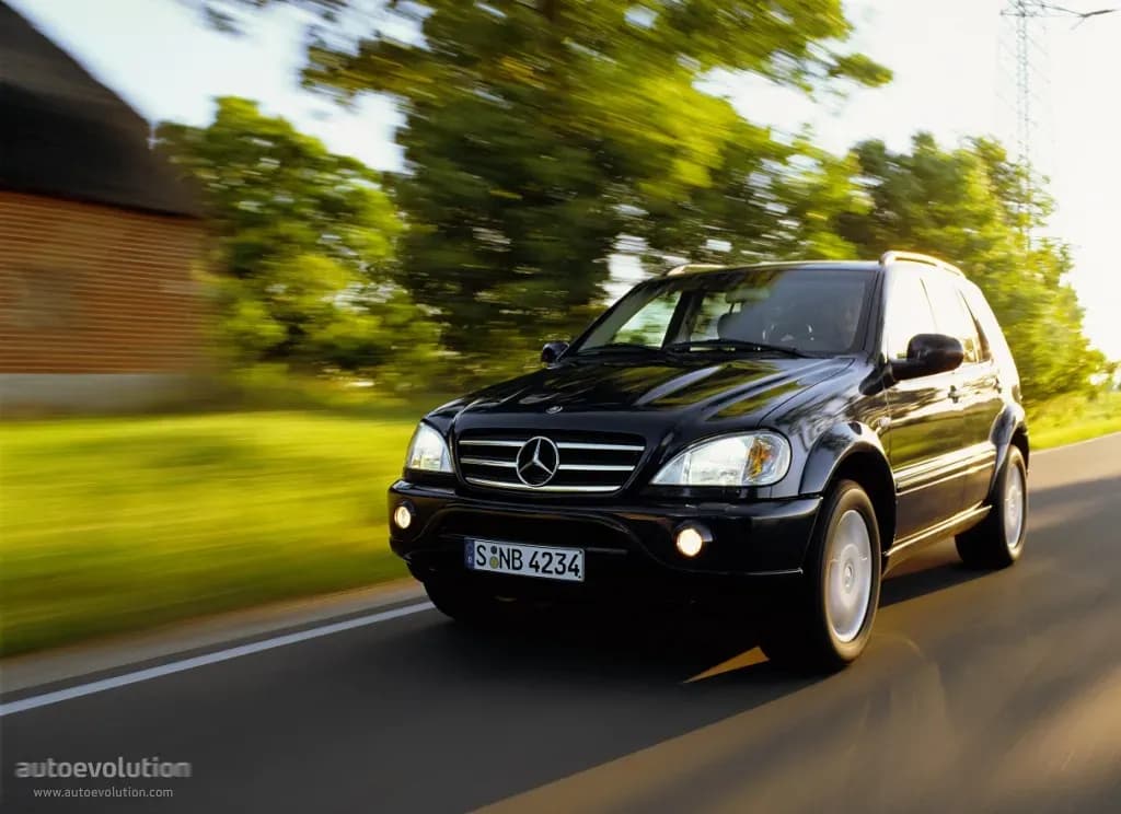 MERCEDES-BENZ-M-Klasse-AMG