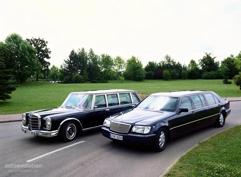 MERCEDES-BENZ-Pullman