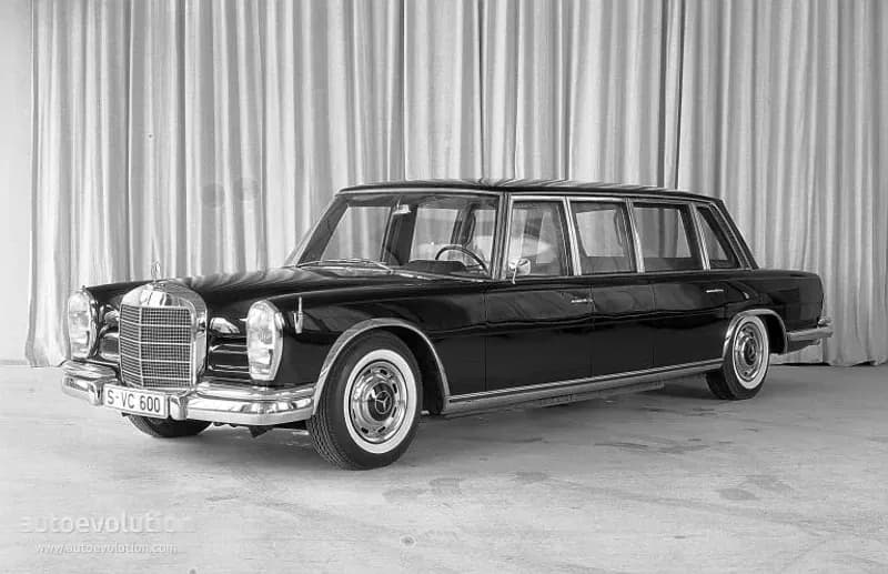 MERCEDES-BENZ-Pullman