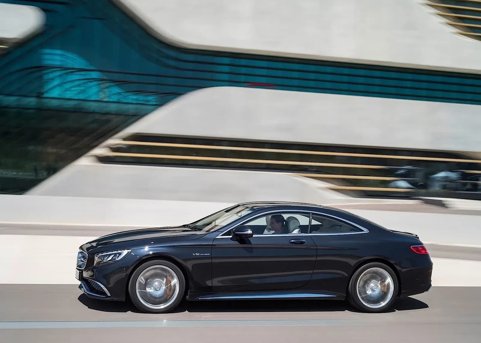 MERCEDES-BENZ-S-Class-Coupe-AMG