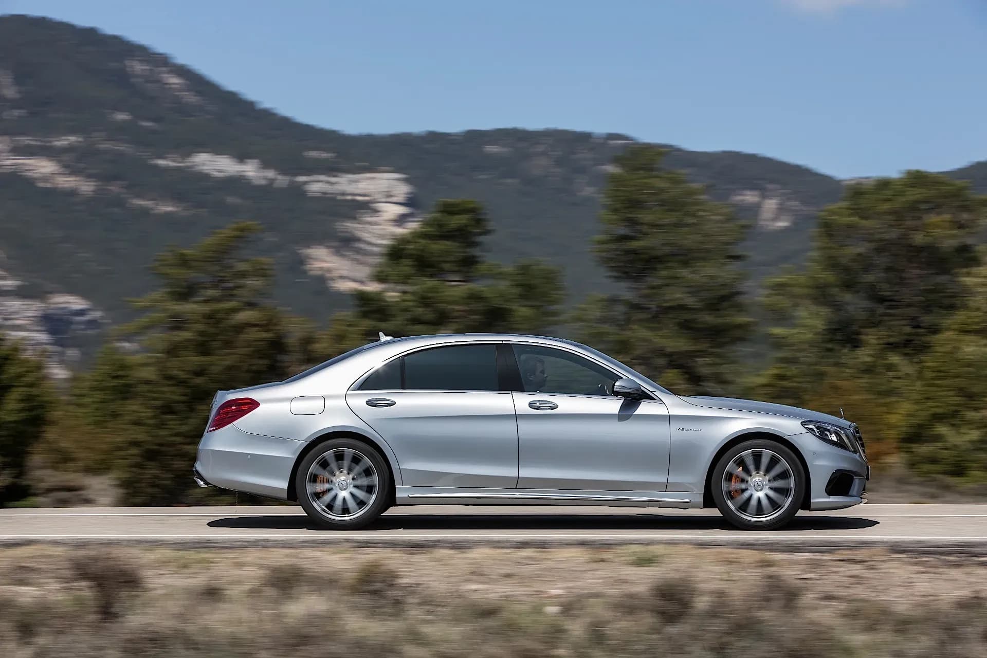 MERCEDES-BENZ-S-Klasse-AMG