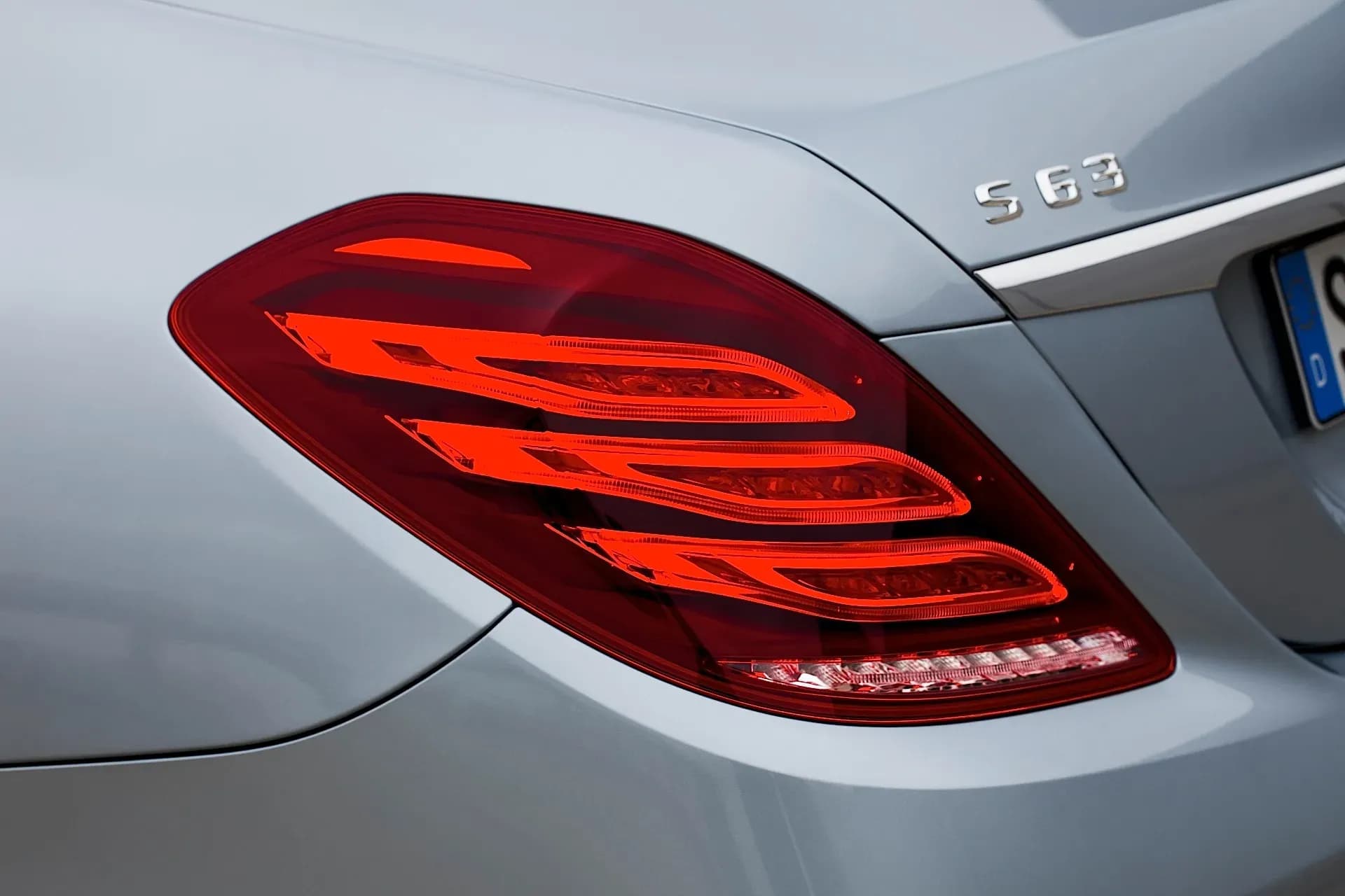 MERCEDES-BENZ-S-Klasse-AMG