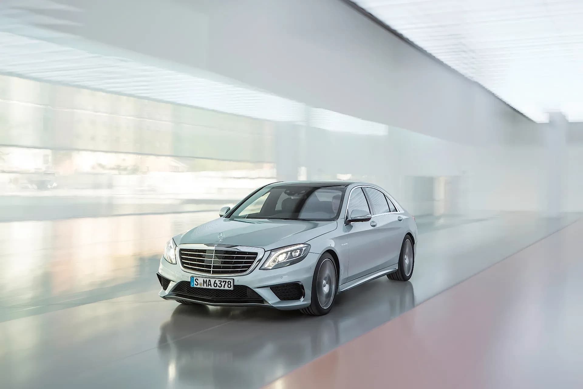 MERCEDES-BENZ-S-Klasse-AMG