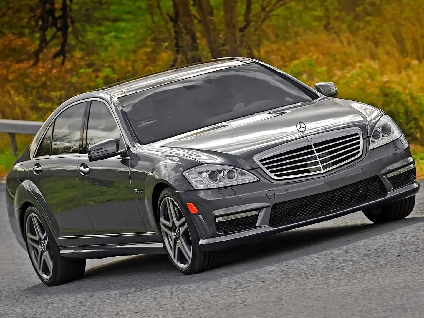 MERCEDES-BENZ-S-Klasse-AMG