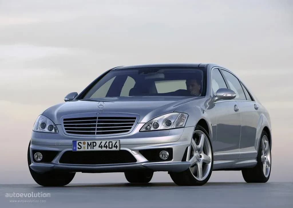 MERCEDES-BENZ-S-Klasse-AMG