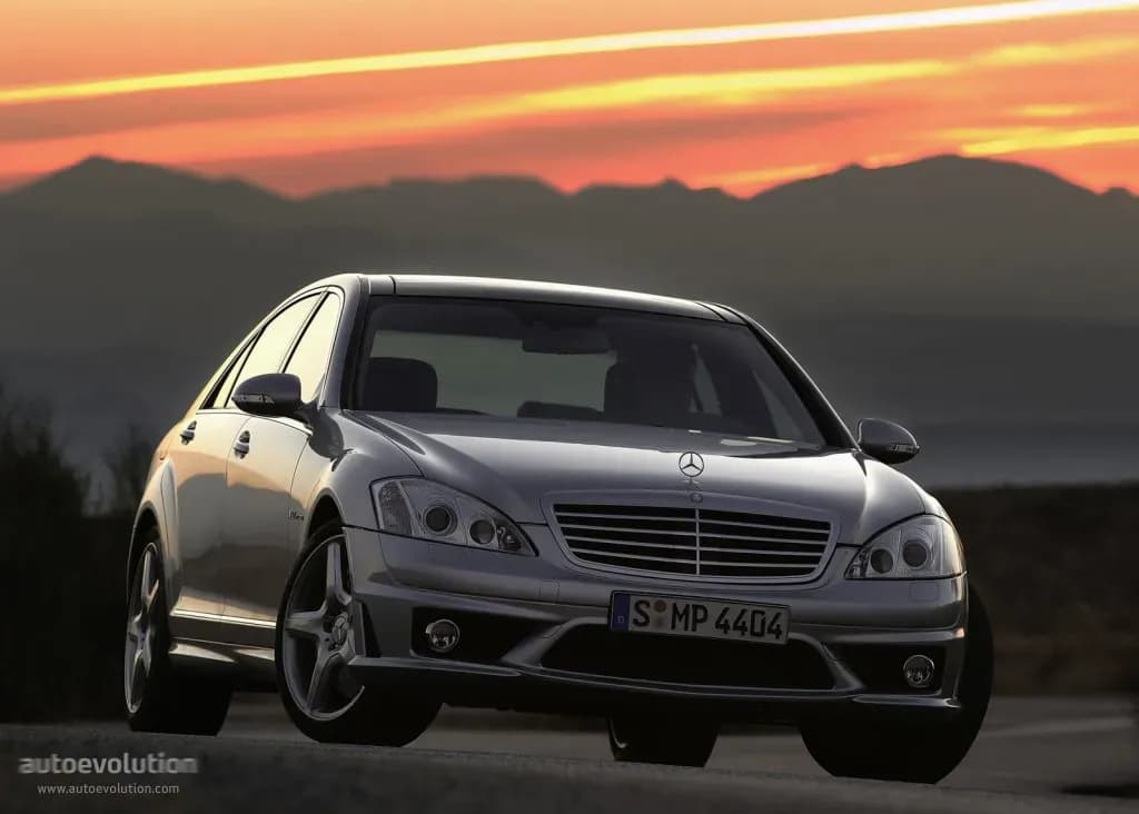 MERCEDES-BENZ-S-Klasse-AMG