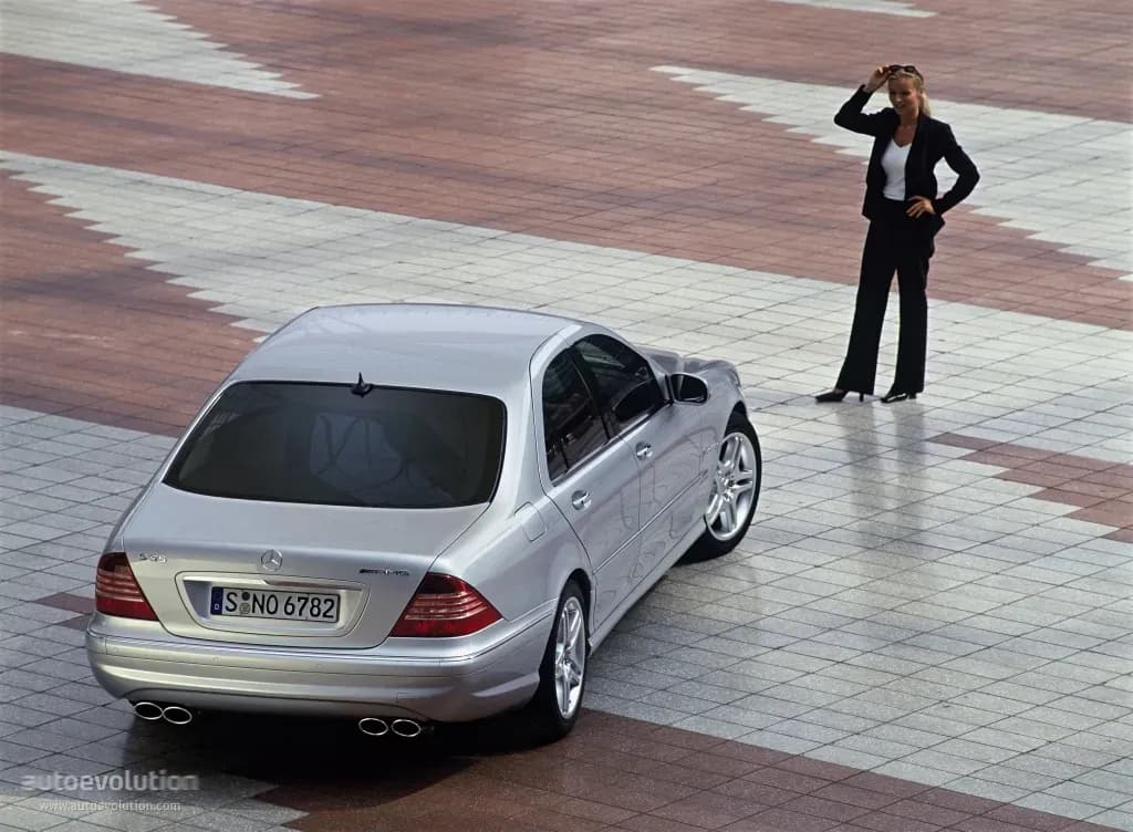 MERCEDES-BENZ-S-Klasse-AMG