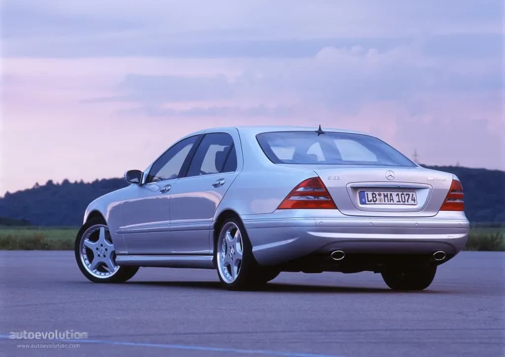 MERCEDES-BENZ-S-Klasse-AMG