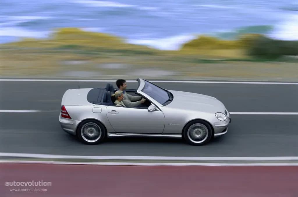 MERCEDES-BENZ-SLK-AMG