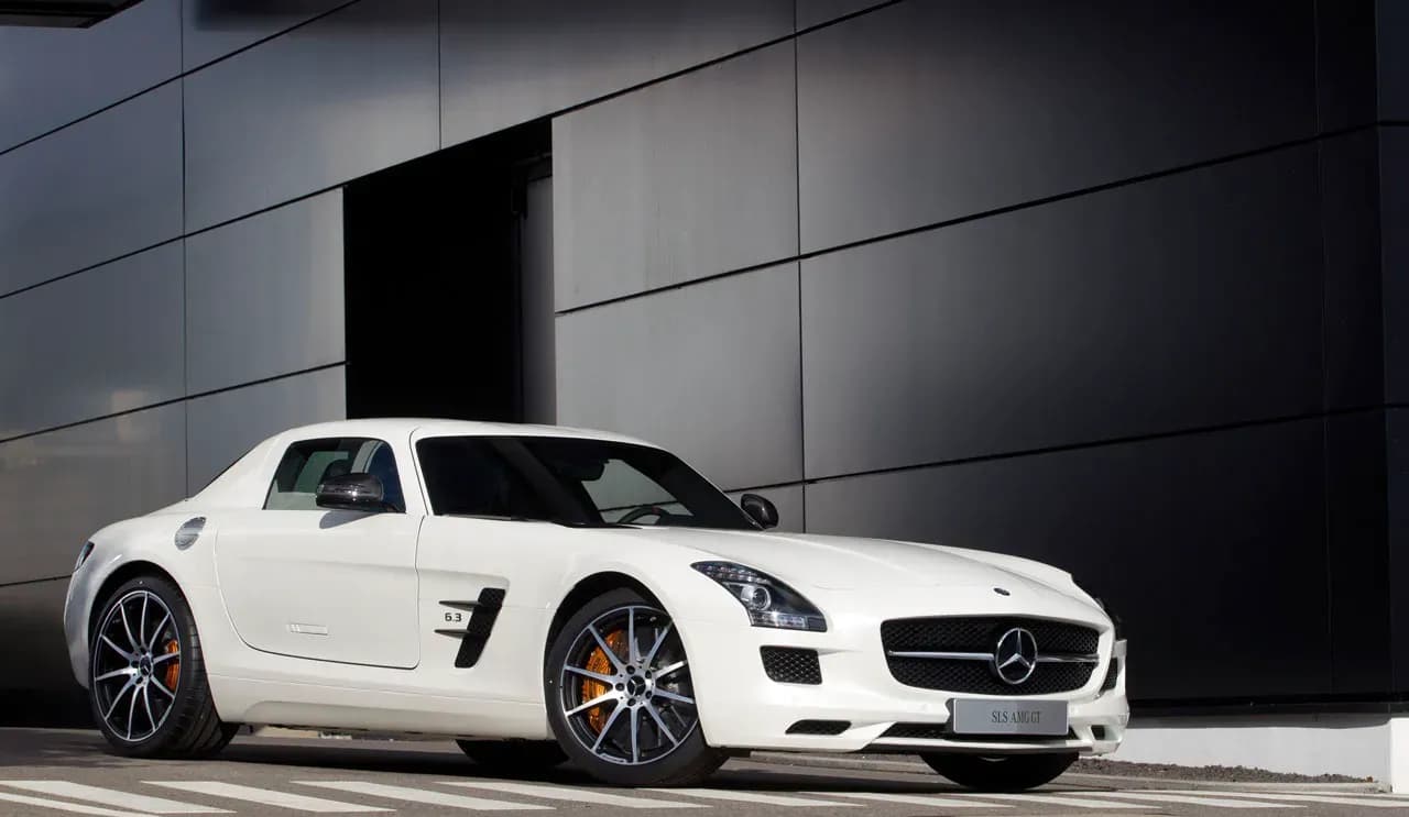 MERCEDES-BENZ-SLS-AMG